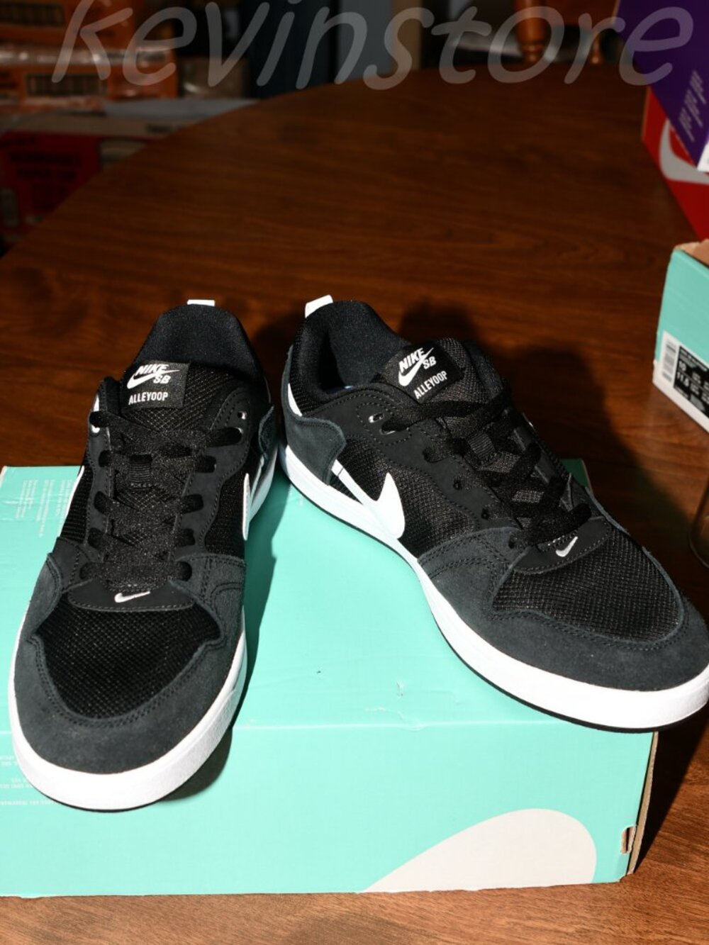 Nike SB Alleyoop Skate Shoes